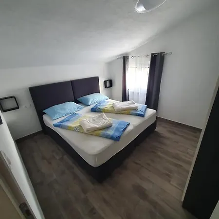 Luis Light Apartment Kastela